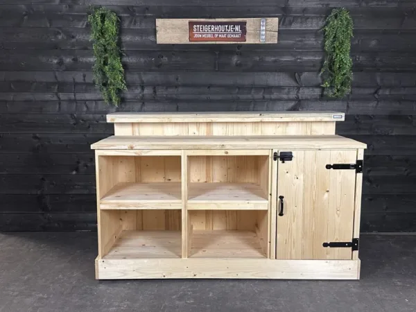 Bar Basti 24