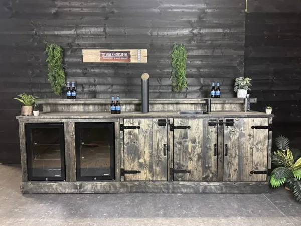 Bar Rocky 3