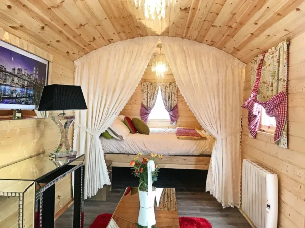 Circuswagen Angelo | 19mm | vuren onbehandeld | 600 x 240 cm | excl. onderstel 3